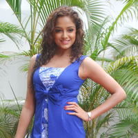 ACTRESS ASMITA SOOD NEW CUTE PHOTOS STILLS GALLERY | Picture 43383